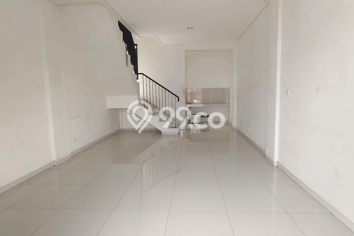 Disewakan Ruko di Kawasan Ramai Suvarna Sutera Luas 100m2 Disewakan Ruko di Kawasan Ramai Suvarna Sutera Luas 100m2