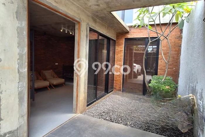 Ready to Use! Luxury House LT 177m2 Desain Modern di Sektor 3A - Bintaro Ready to Use! Luxury House LT 177m2 Desain Modern di Sektor 3A - Bintaro