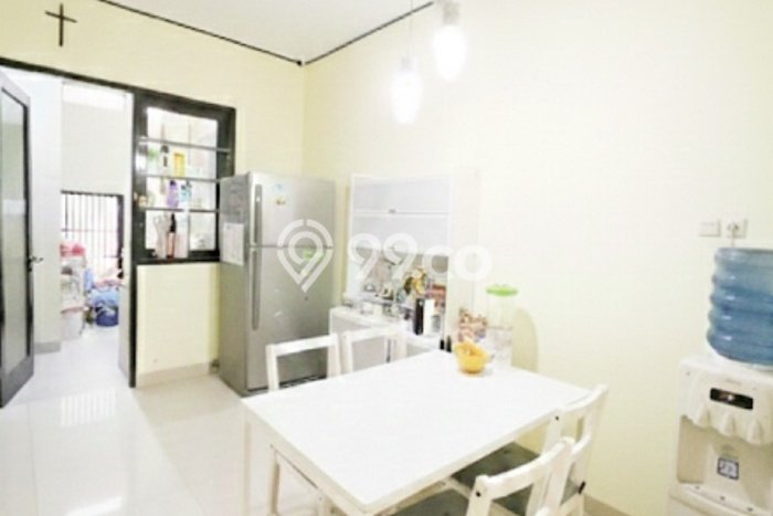 Jual Rumah Mewah Megah Dengan View Cantik di Daan Mogot, Jakarta Barat Jual Rumah Mewah Megah Dengan View Cantik di Daan Mogot, Jakarta Barat