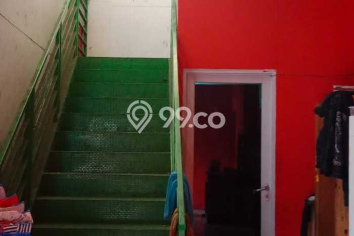 Unit Gudang Dijual di Jakarta Barat LT 1362m2 & LB 600m2 Unit Gudang Dijual di Jakarta Barat LT 1362m2 & LB 600m2