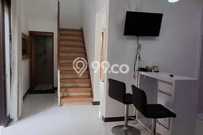Lokasi strategis! Rumah siap huni dikontrakkan di Tembalang LB 180m2 Lokasi strategis! Rumah siap huni dikontrakkan di Tembalang LB 180m2