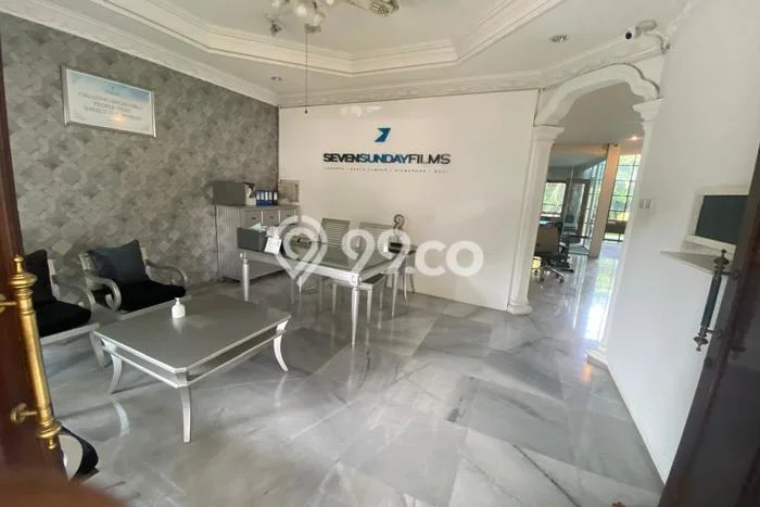 Hunian Mewah 7 KT / 4 KM untuk Disewa di Kemang, Jakarta Selatan Hunian Mewah 7 KT / 4 KM untuk Disewa di Kemang, Jakarta Selatan