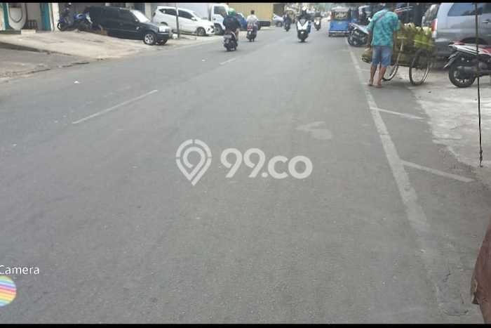 FOR RENT! Ruko di Pasar Baru Cocok untuk Bisnis 300m2 FOR RENT! Ruko di Pasar Baru Cocok untuk Bisnis 300m2