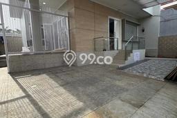 Hunian Mewah Siap Huni LT 195m2 di Kelapa Gading, Jakarta Utara Hunian Mewah Siap Huni LT 195m2 di Kelapa Gading, Jakarta Utara