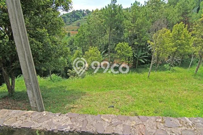 Jarang Ada! Tanah di Coblong Punya Luas 1359m2 SHM Jarang Ada! Tanah di Coblong Punya Luas 1359m2 SHM