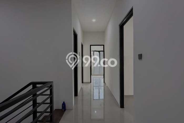 For Sale! Premium House LT 152m2 Desain Modern di Tanjung Barat For Sale! Premium House LT 152m2 Desain Modern di Tanjung Barat
