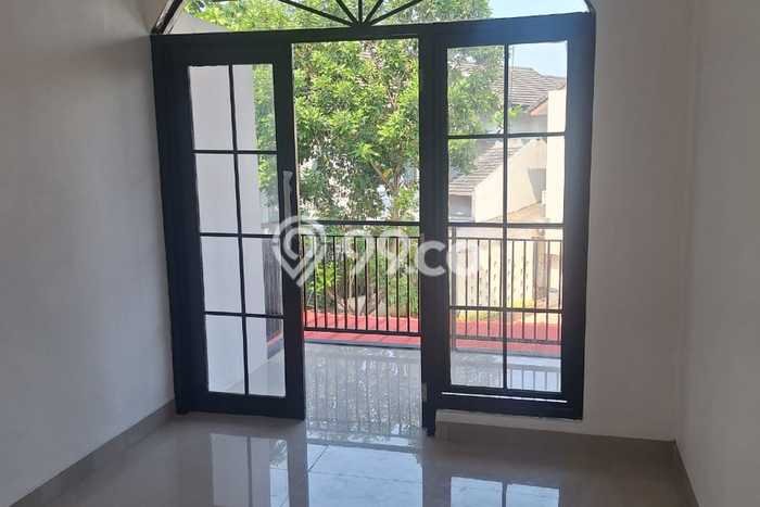 Disewakan Segera Rumah Kondisi Bagus di Kawasan Bintaro, Tangerang Selatan Disewakan Segera Rumah Kondisi Bagus di Kawasan Bintaro, Tangerang Selatan