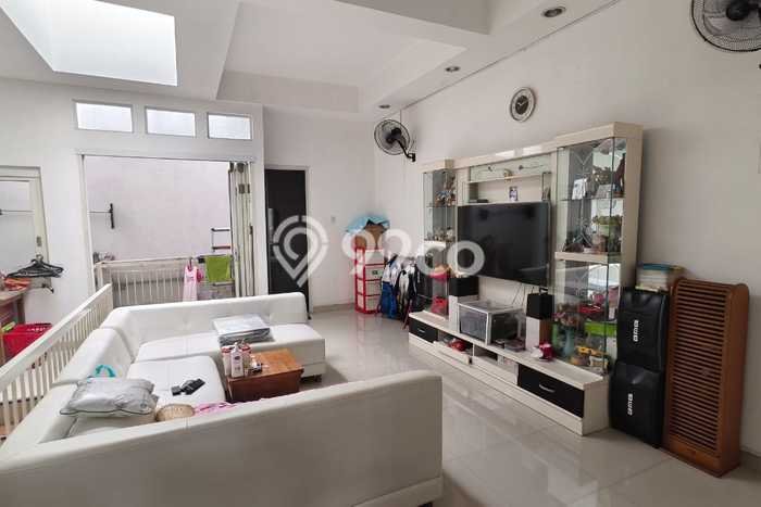 For Sale Hunian Rumah Terawat 3 Kamar di Sektor 8-Gading Serpong, Tangerang For Sale Hunian Rumah Terawat 3 Kamar di Sektor 8-Gading Serpong, Tangerang