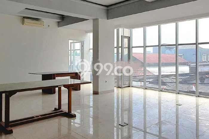 Jual Kantor Kawasan Bintaro, Luas 600m², Area Berkembang, Jalan Utama Jual Kantor Kawasan Bintaro, Luas 600m², Area Berkembang, Jalan Utama