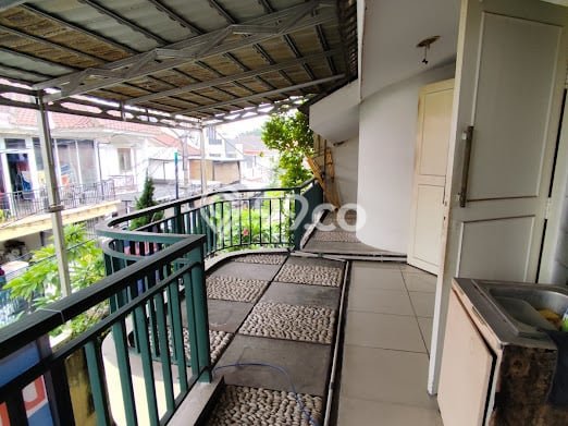 Rumah Eksklusif Dijual LT 152m2 di Kebon Jeruk, Jakarta Barat Rumah Eksklusif Dijual LT 152m2 di Kebon Jeruk, Jakarta Barat