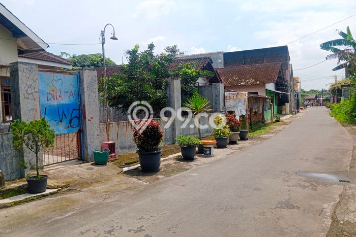 Lahan Kosong Dijual di Karanganyar dengan Area 225m2 Lahan Kosong Dijual di Karanganyar dengan Area 225m2