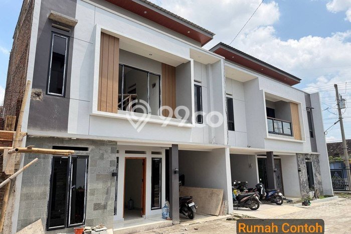 Jual Rumah Eksklusif 3 KT di Kartosuro, Sukoharjo Jual Rumah Eksklusif 3 KT di Kartosuro, Sukoharjo