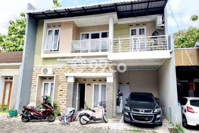 Dijual Cepat Rumah Bagus Siap Huni LB 95m2 di Colomadu, Karanganyar Dijual Cepat Rumah Bagus Siap Huni LB 95m2 di Colomadu, Karanganyar