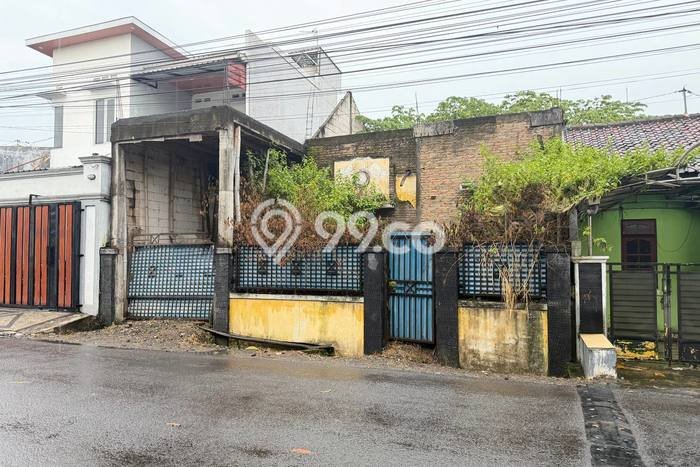 Jarang Ada! Tanah di Colomadu Punya Luas 135m2 SHM Jarang Ada! Tanah di Colomadu Punya Luas 135m2 SHM