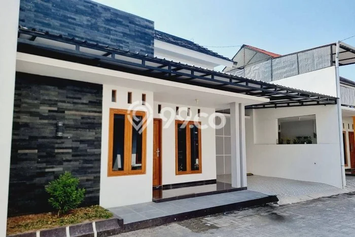 Rumah Sederhana Dijual di Colomadu 2 Kamar dengan Luas Tanah 72m2 Rumah Sederhana Dijual di Colomadu 2 Kamar dengan Luas Tanah 72m2
