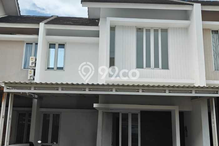 For Sale Rumah 3 Kamar Lokasi Strategis Nyaman dan Strategis di Sepatan For Sale Rumah 3 Kamar Lokasi Strategis Nyaman dan Strategis di Sepatan