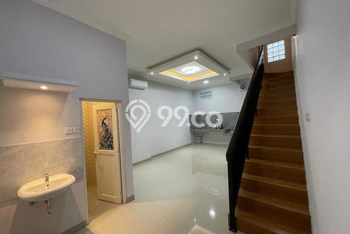 Ready to Use! Luxury House LT 75m2 Desain Modern di Pasar Baru Ready to Use! Luxury House LT 75m2 Desain Modern di Pasar Baru