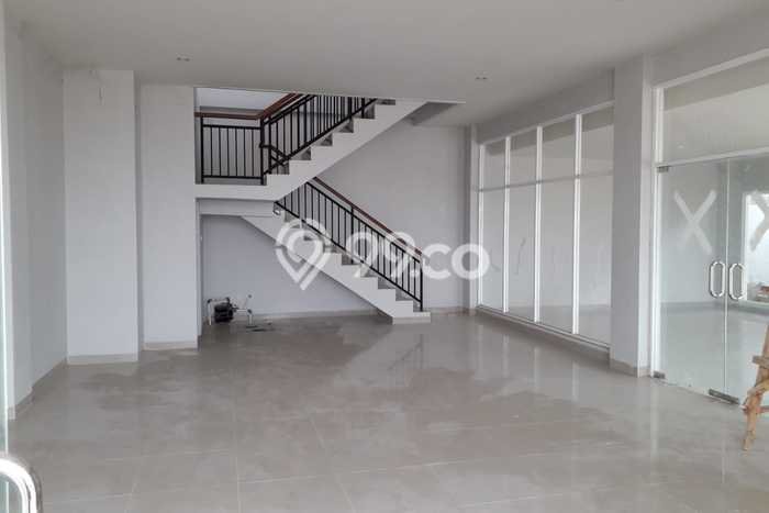 Ruko Dijual di Cengkareng Jakarta Barat dengan LB 288m2 Ruko Dijual di Cengkareng Jakarta Barat dengan LB 288m2