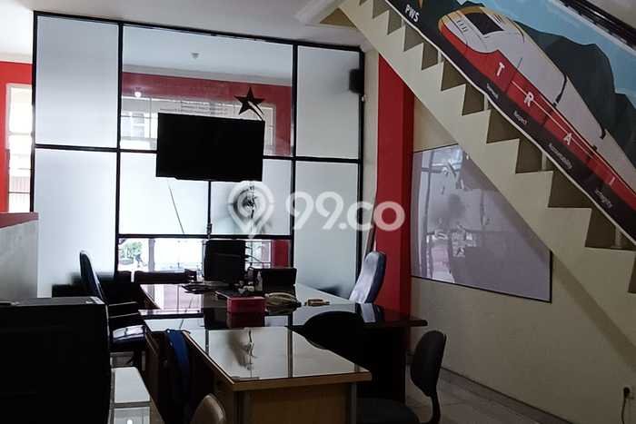 Unit Ruko Dijual di Bekasi LT 54m2 & LB 135m2 Unit Ruko Dijual di Bekasi LT 54m2 & LB 135m2