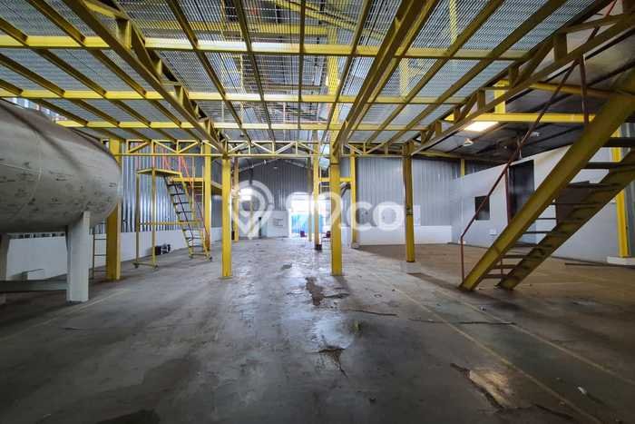 Gudang Dijual di Bekasi LT 896m2 & LB 870m2 Lokasi Terbaik! Gudang Dijual di Bekasi LT 896m2 & LB 870m2 Lokasi Terbaik!