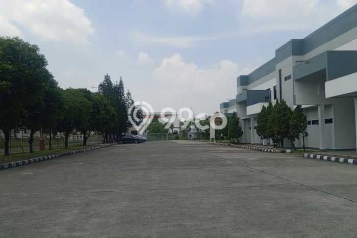 Gudang untuk Disewa di Pusat Bekasi Luas Bangunan 5824m2 Gudang untuk Disewa di Pusat Bekasi Luas Bangunan 5824m2
