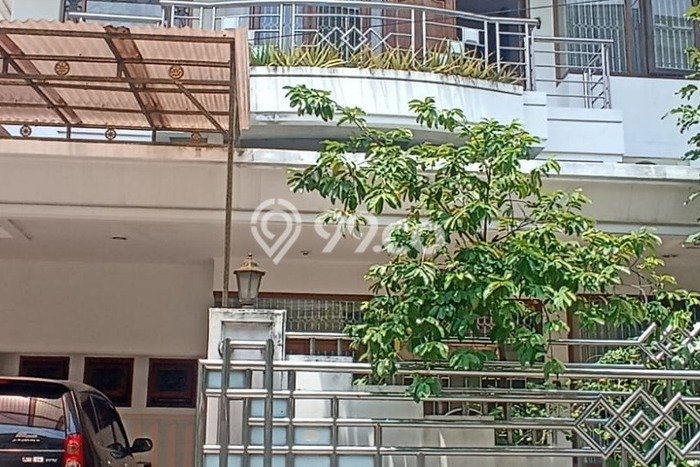 Hunian Mewah LB 520m2 Siap Huni Desain Elegan di Jelambar, Jakarta Barat Hunian Mewah LB 520m2 Siap Huni Desain Elegan di Jelambar, Jakarta Barat