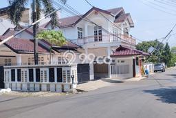 SPECIAL LISTING! Rumah di Bogor Utara, 0 KT, Akses Pusat Kota, Luas 253m2m² LB 250m2m² SPECIAL LISTING! Rumah di Bogor Utara, 0 KT, Akses Pusat Kota, Luas 253m2m² LB 250m2m²