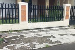 Disewakan! Rumah 4 Kamar Tidur &
2 Kamar Mandi di Tanah Sareal, Bogor Disewakan! Rumah 4 Kamar Tidur &
2 Kamar Mandi di Tanah Sareal, Bogor