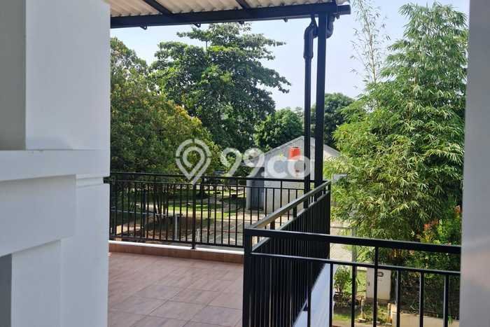 Rumah Modern LB/LT 185m2/120m2 Siap Huni Area Cibubur, Jakarta Timur Rumah Modern LB/LT 185m2/120m2 Siap Huni Area Cibubur, Jakarta Timur
