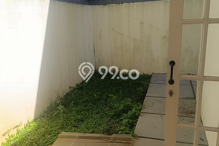 Dijual Hunian Rumah Terawat 3 Kamar di Cibubur, Jakarta Timur Dijual Hunian Rumah Terawat 3 Kamar di Cibubur, Jakarta Timur