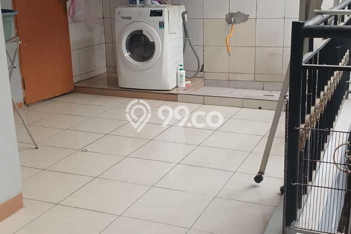 Rumah Elit LB 300m2 Siap Pakai Desain Elegan di Kota Wisata, Jakarta Timur Rumah Elit LB 300m2 Siap Pakai Desain Elegan di Kota Wisata, Jakarta Timur