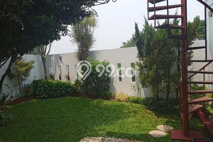 Ready to Use! Luxury House LT 263m2 Desain Elegan di BSD Bukit Golf Ready to Use! Luxury House LT 263m2 Desain Elegan di BSD Bukit Golf