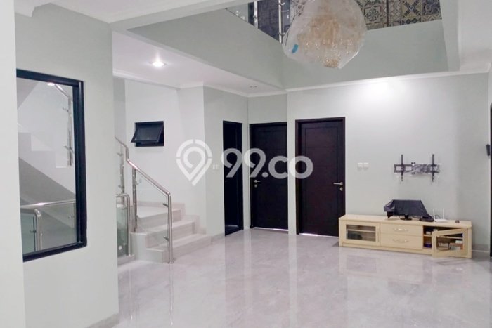 Rumah Modern LB/LT 320m2/135m2 Dijual Area Puri Indah, Jakarta Barat Rumah Modern LB/LT 320m2/135m2 Dijual Area Puri Indah, Jakarta Barat