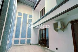 Rumah Mewah LB 250m2 Siap Pakai Desain Elegan di Permata Buana, Jakarta Barat Rumah Mewah LB 250m2 Siap Pakai Desain Elegan di Permata Buana, Jakarta Barat