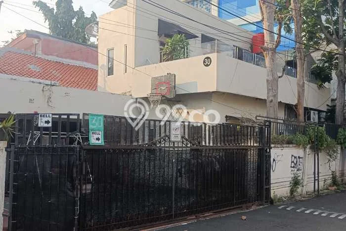 Siap Huni Hunian Elit 4 Kamar di Kebon Jeruk Dekat ke Mana Pun Siap Huni Hunian Elit 4 Kamar di Kebon Jeruk Dekat ke Mana Pun