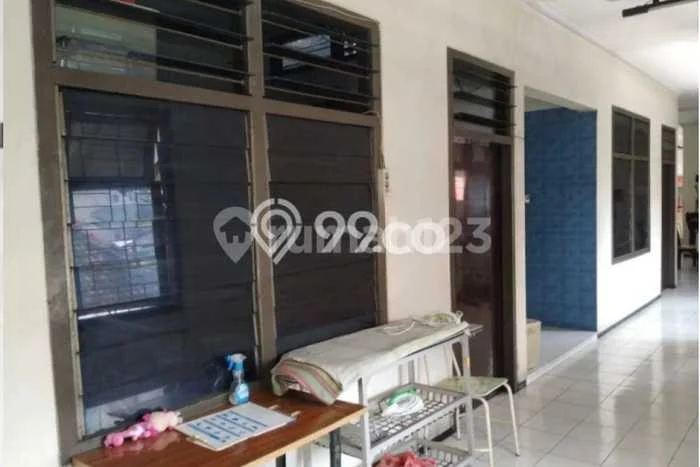 AREA TERBAIK! Ruko Kawasan Mojokerto, Luas 300m2m², Keramaian Tinggi AREA TERBAIK! Ruko Kawasan Mojokerto, Luas 300m2m², Keramaian Tinggi