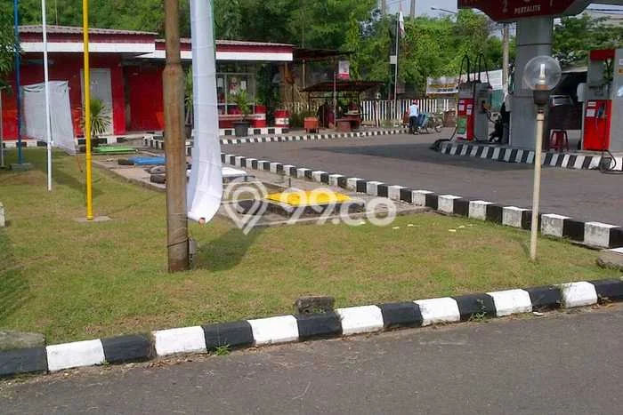 LOKASI PREMIUM! Komersial Kawasan Rungkut, Luas 170m2m², Area Bisnis LOKASI PREMIUM! Komersial Kawasan Rungkut, Luas 170m2m², Area Bisnis