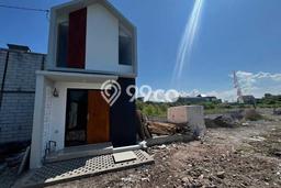 GOOD DEAL! Rumah Strategis di , Luas 18m2m² Bangunan 24m2m² GOOD DEAL! Rumah Strategis di , Luas 18m2m² Bangunan 24m2m²