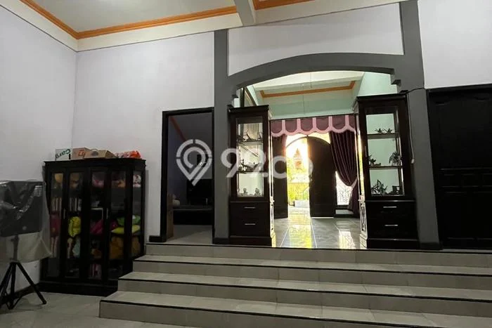 Rumah Eksklusif Siap Huni LT 270m2 di Gresik, Gresik Rumah Eksklusif Siap Huni LT 270m2 di Gresik, Gresik