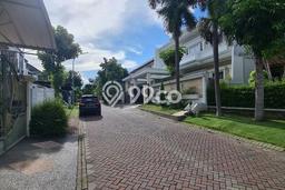 SPECIAL PROPERTY! Rumah di Dukuh Pakis, Luas 322m2m² LB 306m2m² SPECIAL PROPERTY! Rumah di Dukuh Pakis, Luas 322m2m² LB 306m2m²