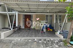 Rumah Terawat 2 KT 1 KM di Citraland, Surabaya Rumah Terawat 2 KT 1 KM di Citraland, Surabaya