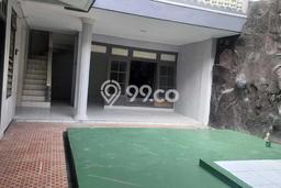Rumah 6 KT 4 KM LT 279m2m², LB 250m2m² di , Surabaya Rumah 6 KT 4 KM LT 279m2m², LB 250m2m² di , Surabaya