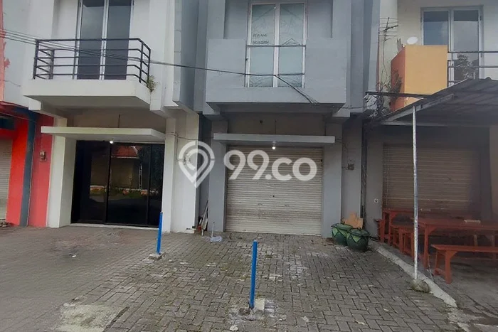 Ruko disewakan lokasi strategis Gayungan Surabaya 32m2 Ruko disewakan lokasi strategis Gayungan Surabaya 32m2