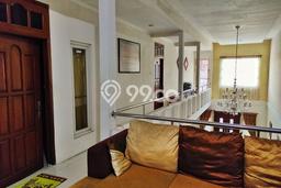 Hunian Eksklusif Dijual LT 200m2 di Rungkut, Surabaya Hunian Eksklusif Dijual LT 200m2 di Rungkut, Surabaya