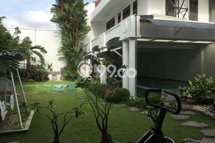 Rumah Luxury Modern Siap Huni di Semolowaru Surabaya Rumah Luxury Modern Siap Huni di Semolowaru Surabaya