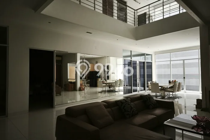 Jual Rumah Luas Megah Dengan View Eksklusif di Ancol, Jakarta Utara Jual Rumah Luas Megah Dengan View Eksklusif di Ancol, Jakarta Utara