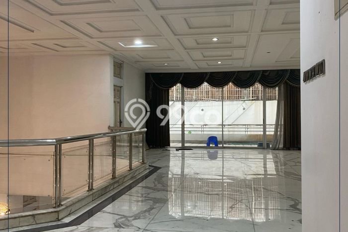 Dijual Hunian Mewah dengan Fasilitas Sekitar Lengkap di Kebon Jeruk, Jakarta Barat Dijual Hunian Mewah dengan Fasilitas Sekitar Lengkap di Kebon Jeruk, Jakarta Barat