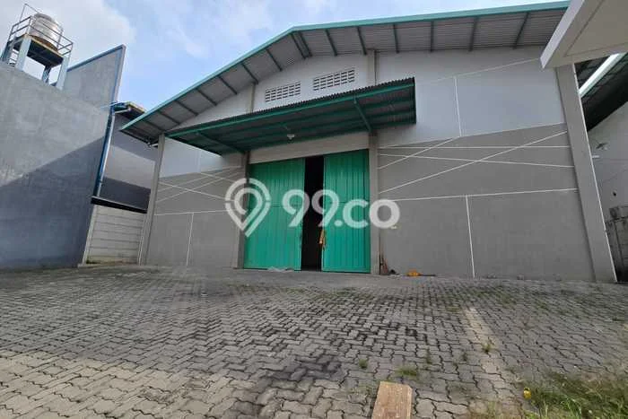 Disewakan Gudang komersial di Ngaliyan luas bangunan 1020m2 Disewakan Gudang komersial di Ngaliyan luas bangunan 1020m2