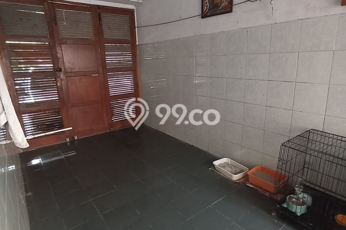 Rumah Modern area Pedurungan, Semarang, Luas 240m² LB 200m² Rumah Modern area Pedurungan, Semarang, Luas 240m² LB 200m²