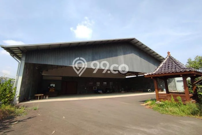 Unit Gudang Tersedia di Kendal Spesifikasi LB 3000m2 Unit Gudang Tersedia di Kendal Spesifikasi LB 3000m2